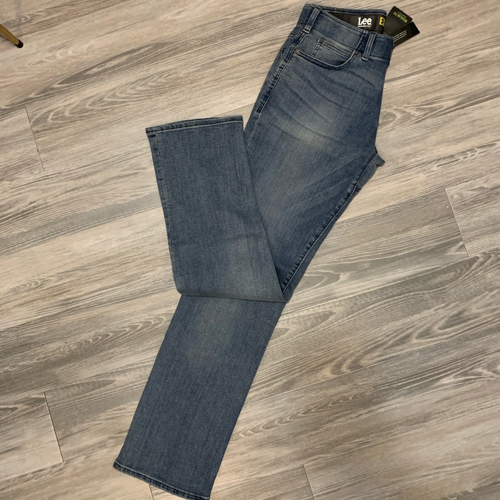 NWT Mens Lee jeans size 30-32